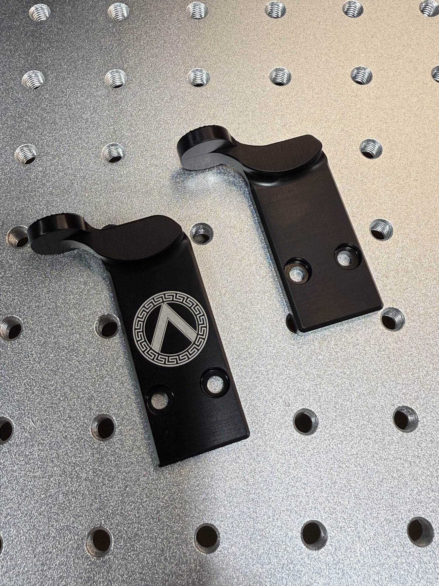 Charging Handle - Flux Raider