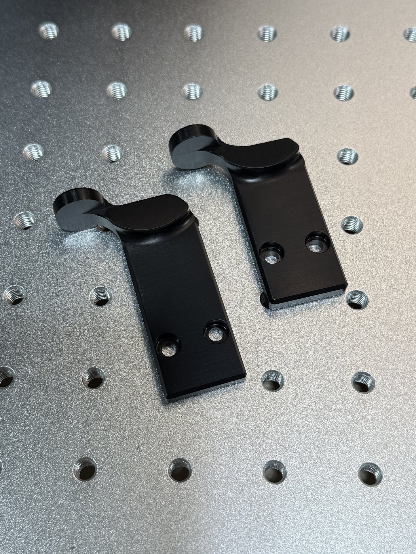 Charging Handle - Flux Raider