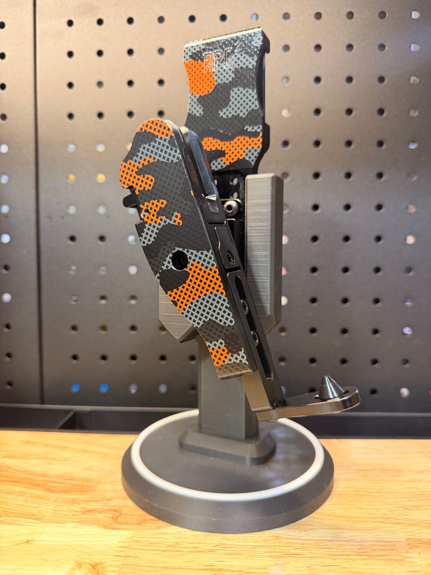 THE A.P.E.X PREDATOR CUSTOM