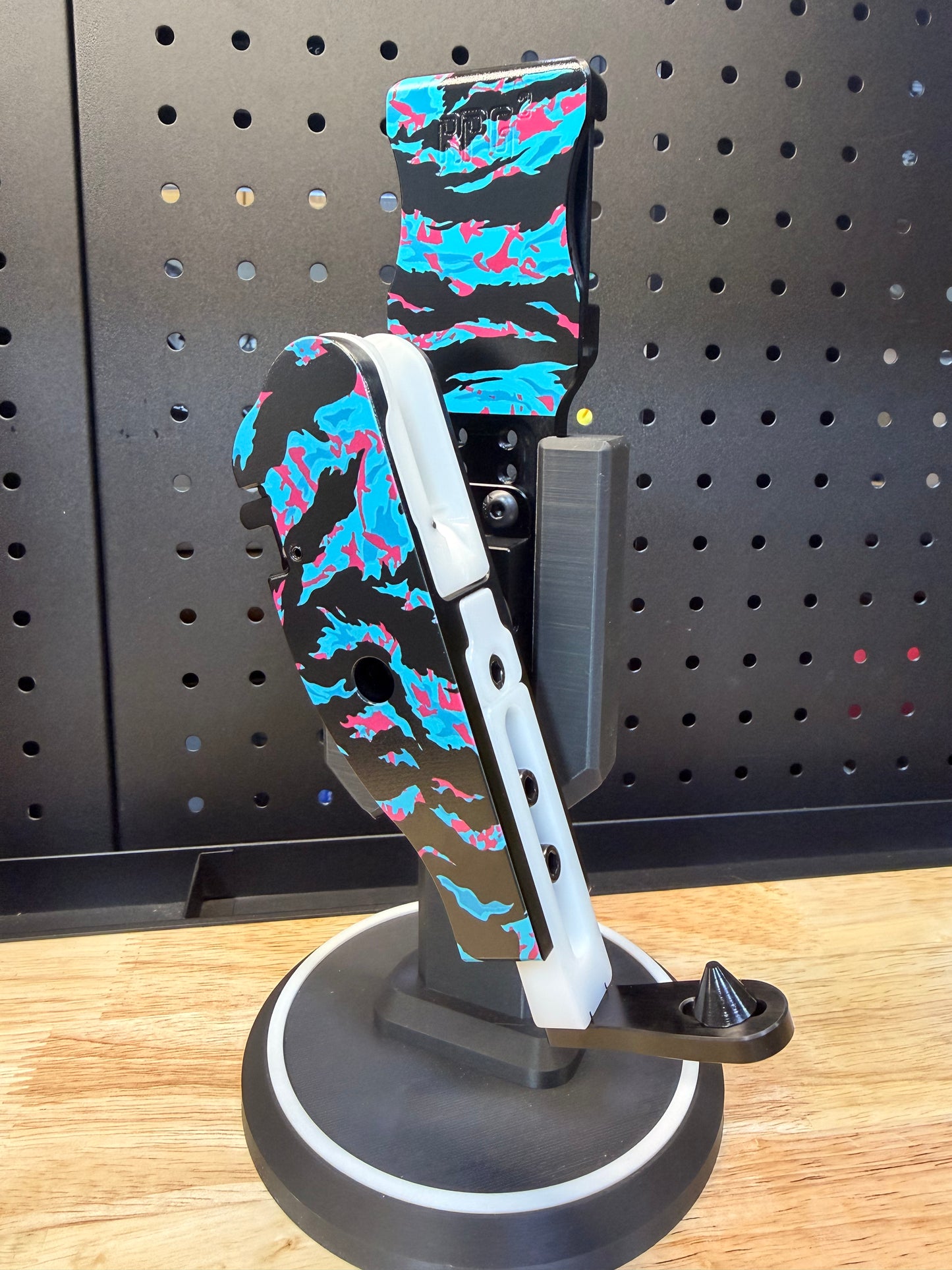 THE A.P.E.X PREDATOR CUSTOM