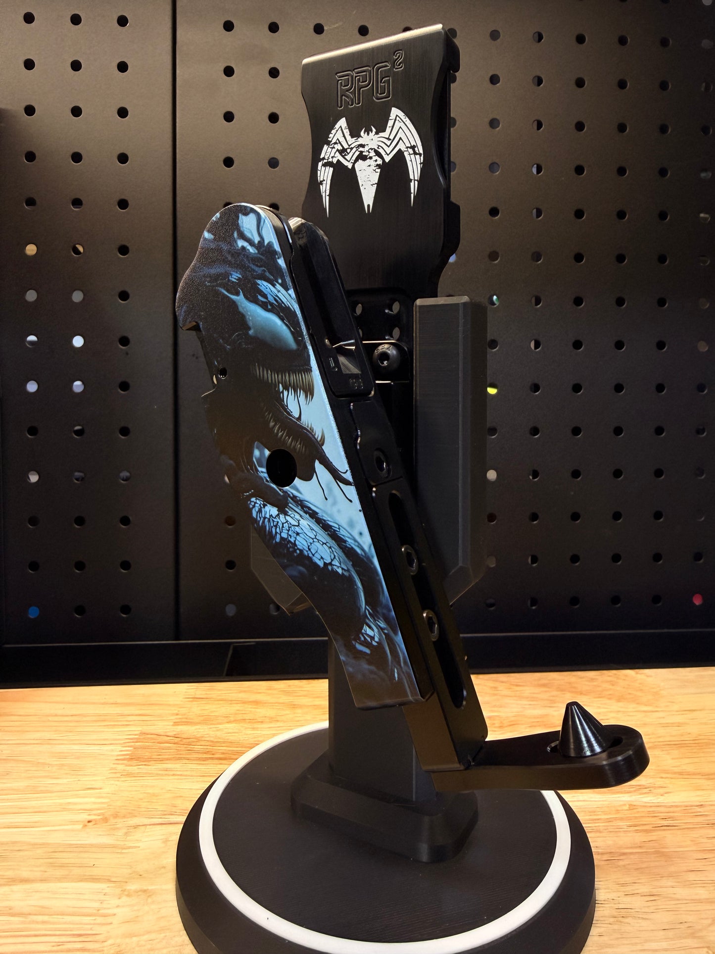 THE A.P.E.X PREDATOR CUSTOM