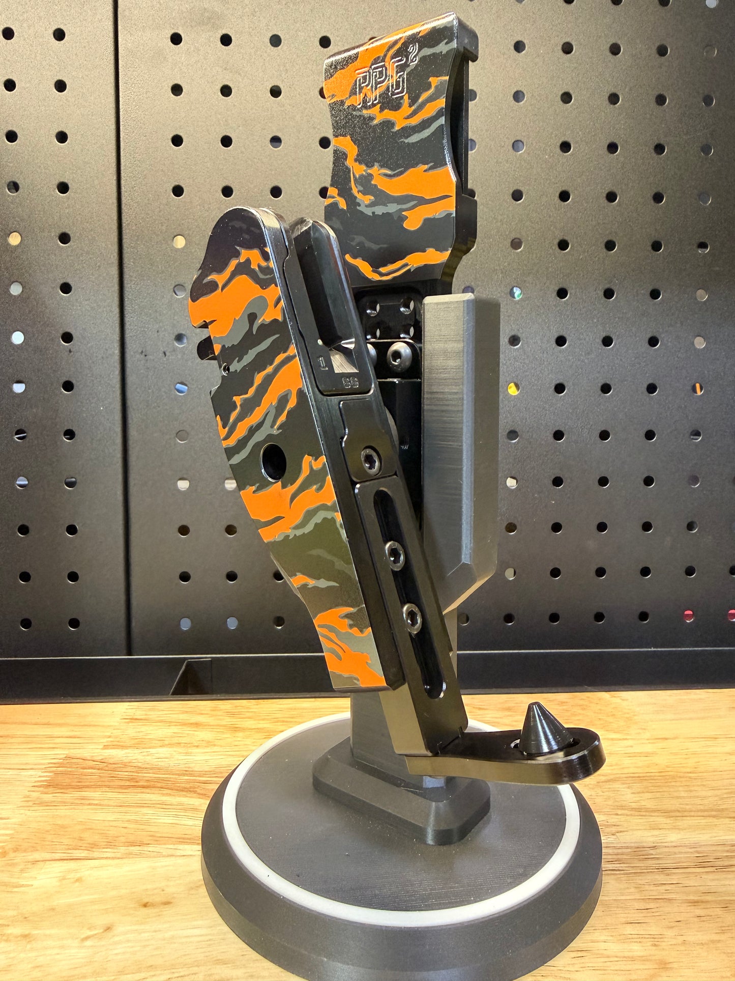 THE A.P.E.X PREDATOR CUSTOM