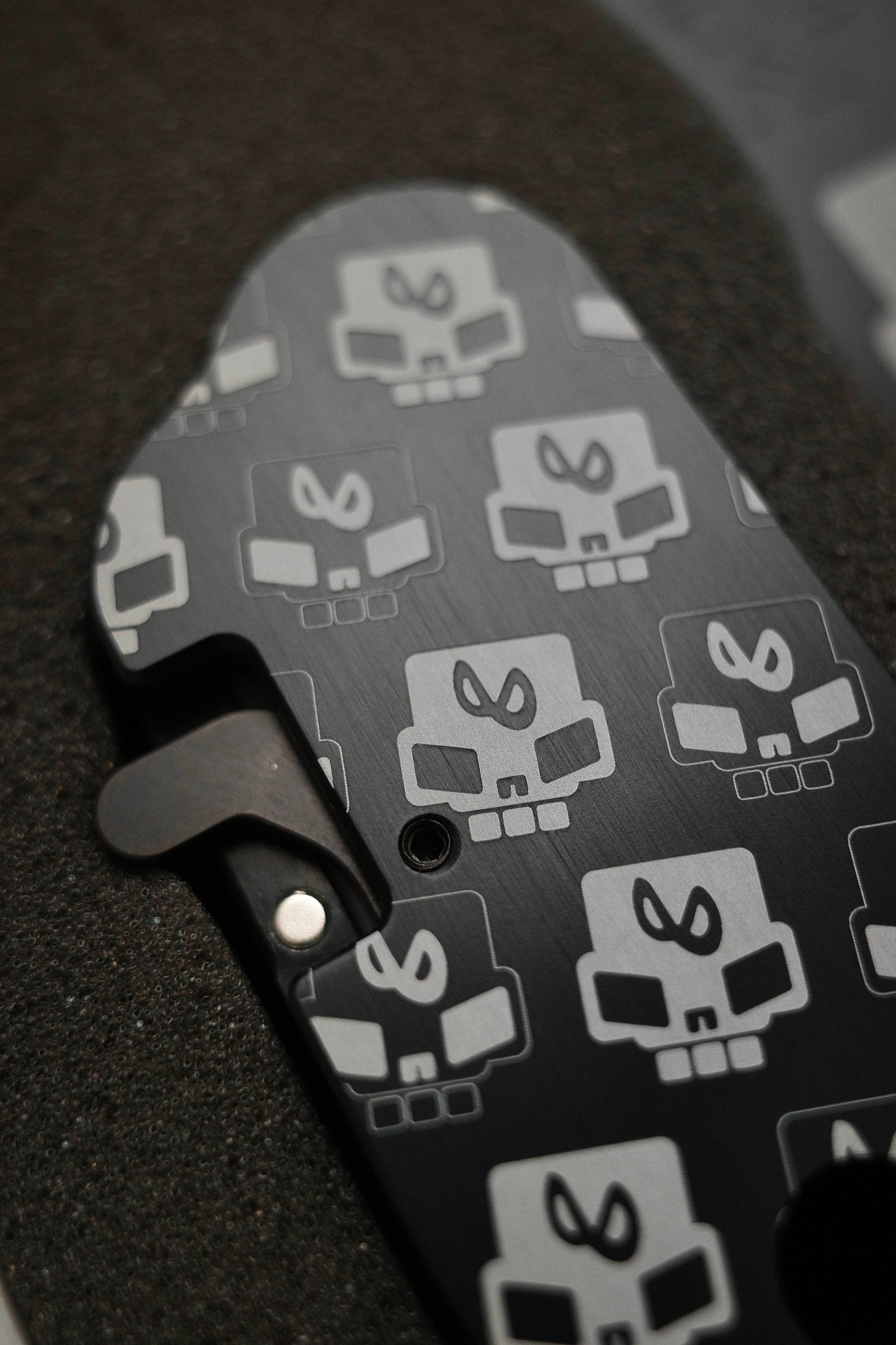 THE A.P.E.X PREDATOR